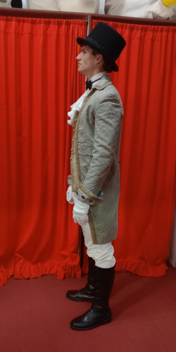 Traje epoca - Bridgestone