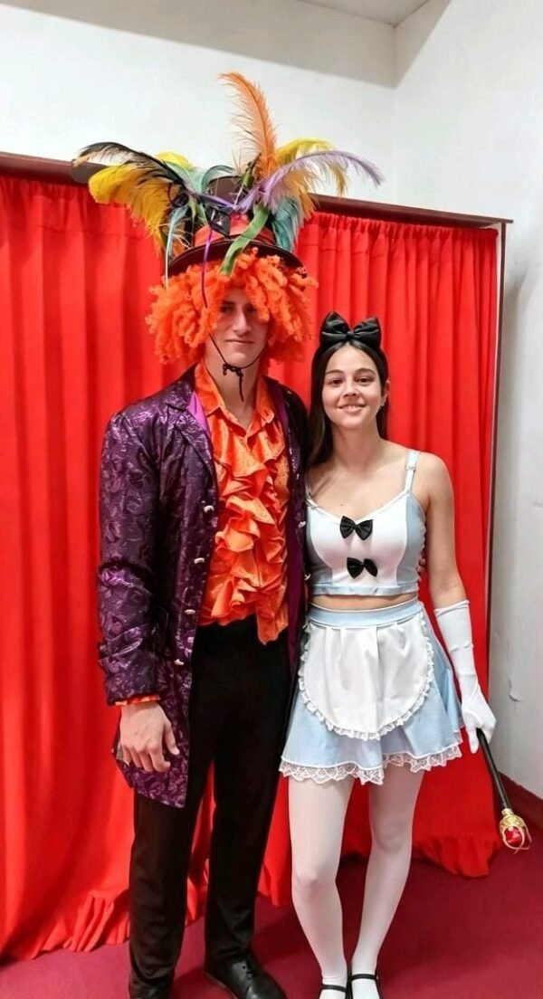 Disfraz de Alicia y el Sombrerero