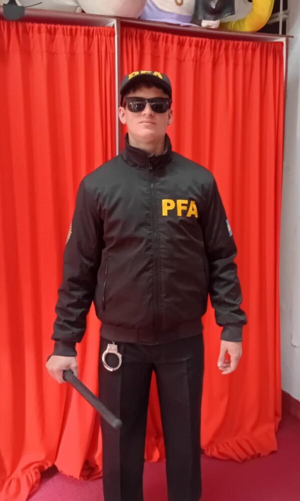 Disfraz de Policia 3