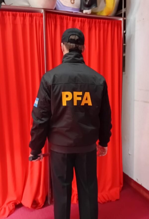Disfraz de Policia 3